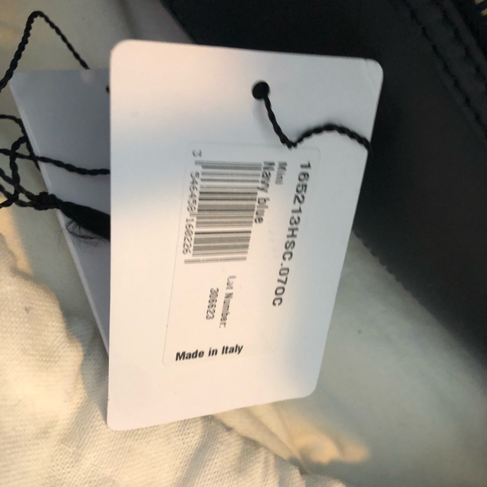Celine Handbag - Picture 6 of 7